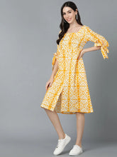 Women Yellow Cotton Dyed Dresses